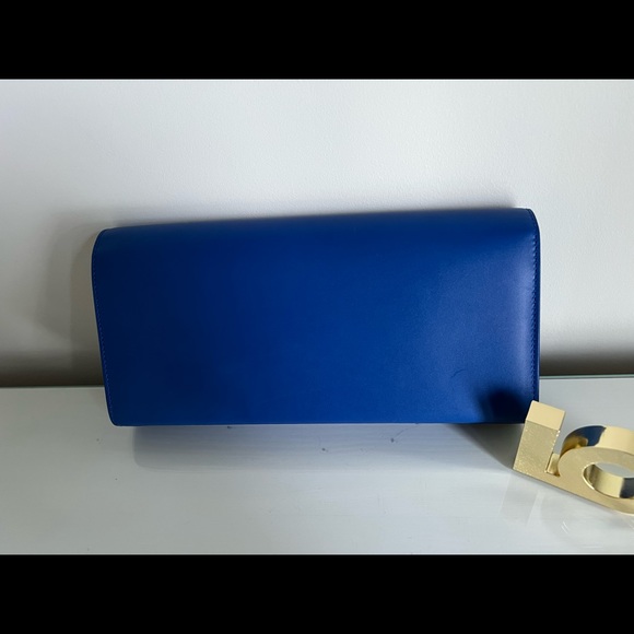 Yves Saint Laurent blue clutch - Picture 2 of 4